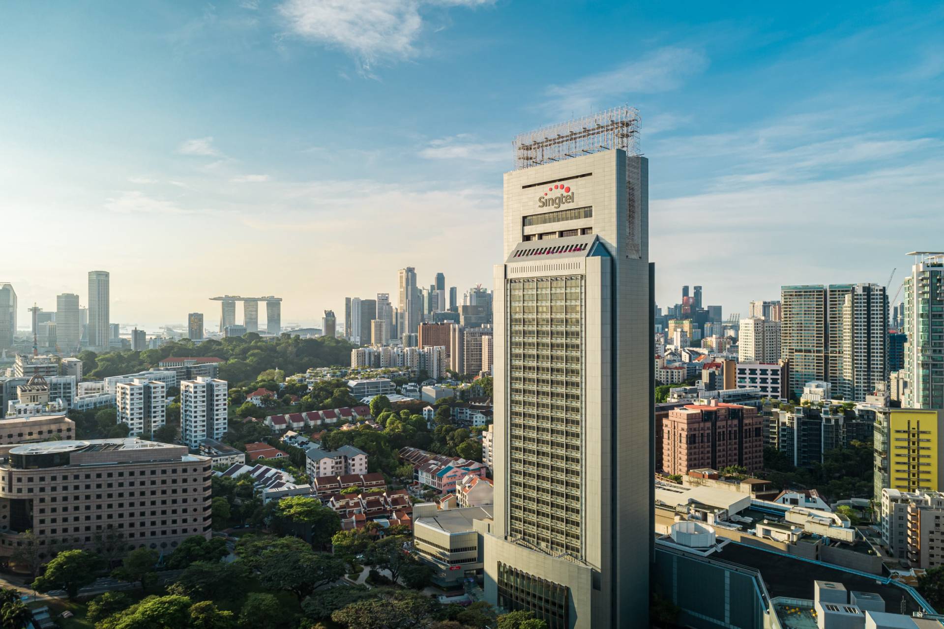 Singtel enters Indonesia data centre market
                                    